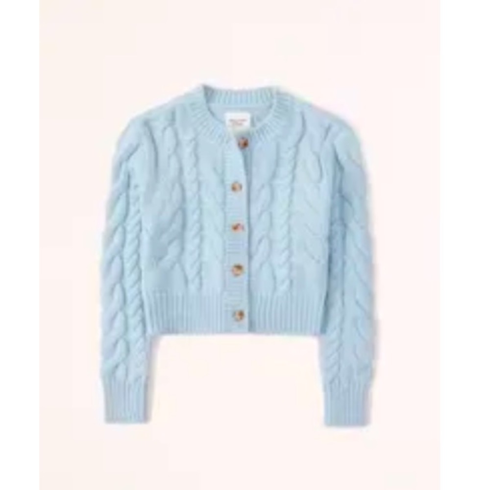 ABERCROMBIE CABLE CREW CARDIGAN SIZE SMALL LIGHT BLUE